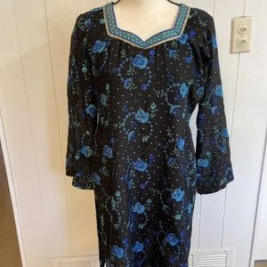 Pakistani Indian Three Piece Suit.Brand Bareeze. M